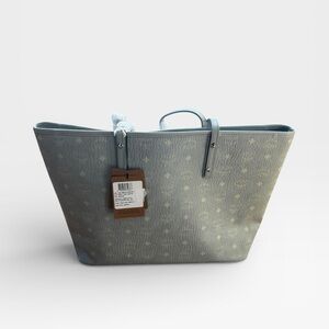 ✨ MCM Visetos Reversible Shopper Tote – Gray ✨